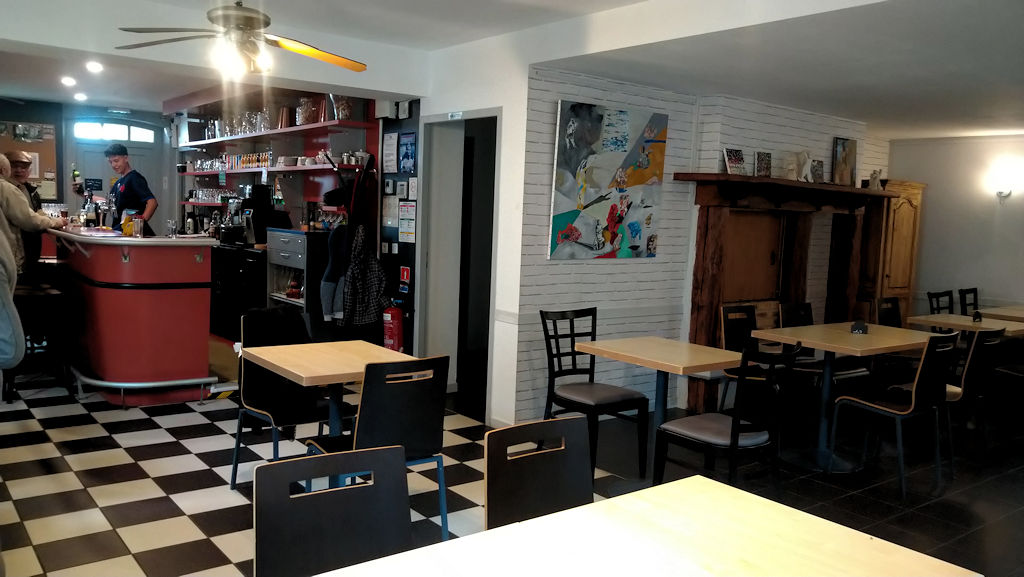 Le Bistro